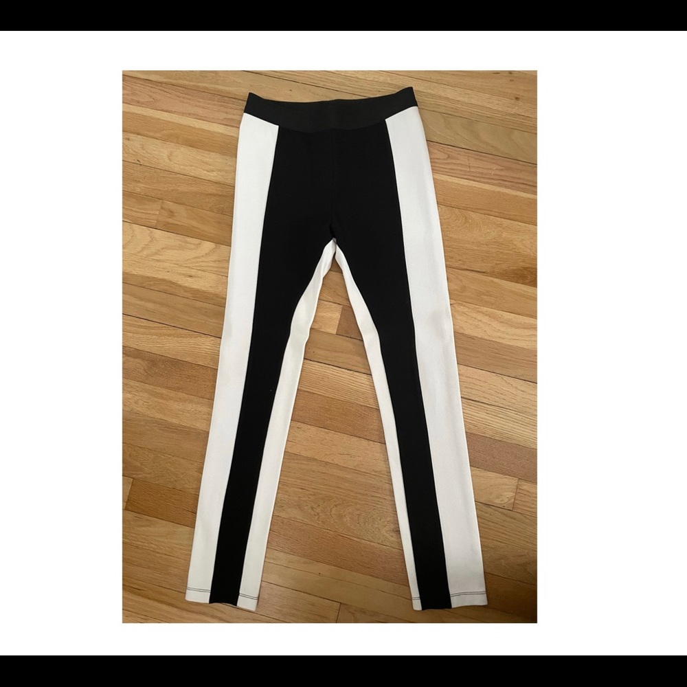 BCBG MAX AZRIA LEGGINGS SZ SM